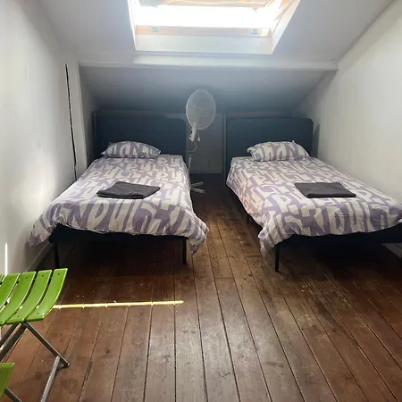 Attic Double Bed Homestay szállás *